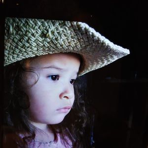 Meet your Posher, Alma